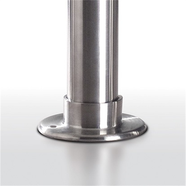304 Stainless Steel Round Hardware Building Materials Railing Base Plate Tapped Flanges Easy Install for Modern Design Hotel Use